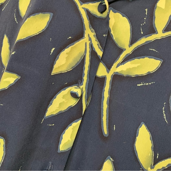 Christie Jill Blouse Woman 2X  Button Up Navy Green Print Short Sleeve Casual - Picture 3 of 8